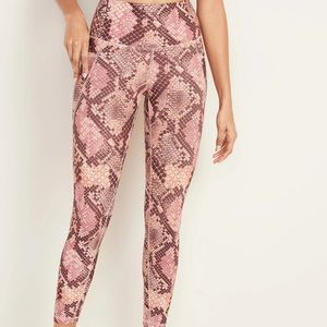 OldNavy Elevate Leggings 50% OFF